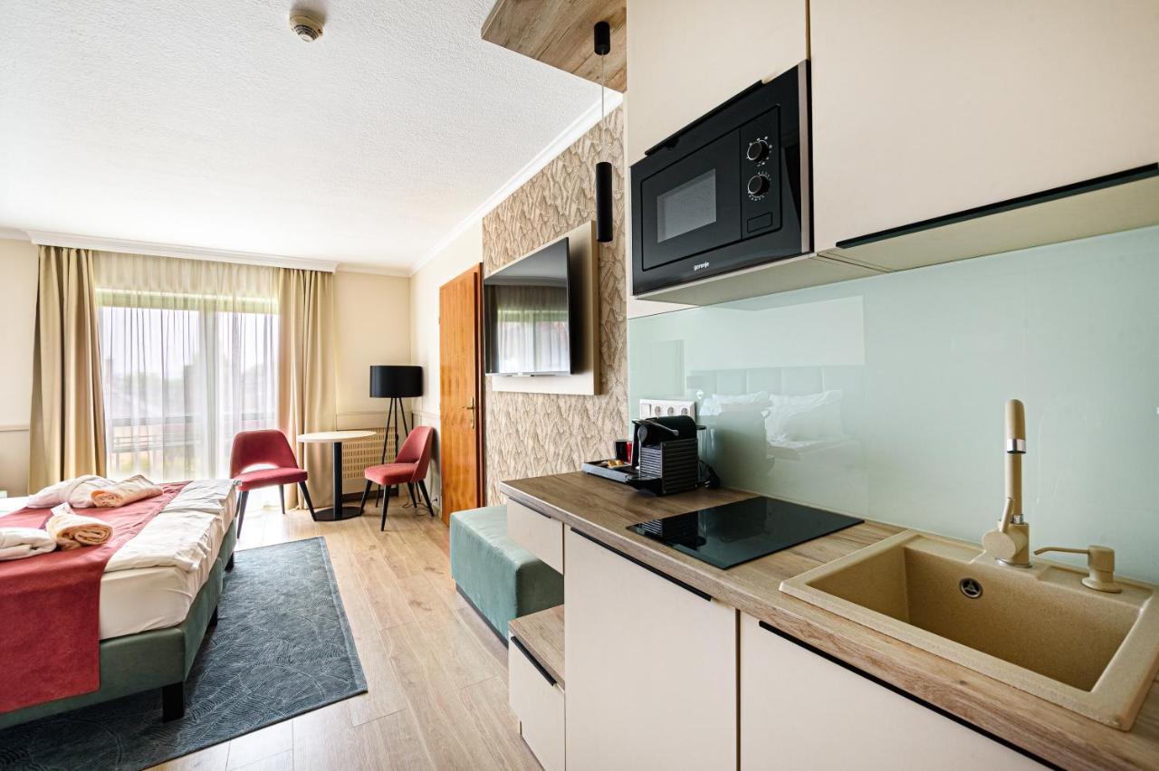 Holiday Club Apartman Hotel Hévíz Extérieur photo