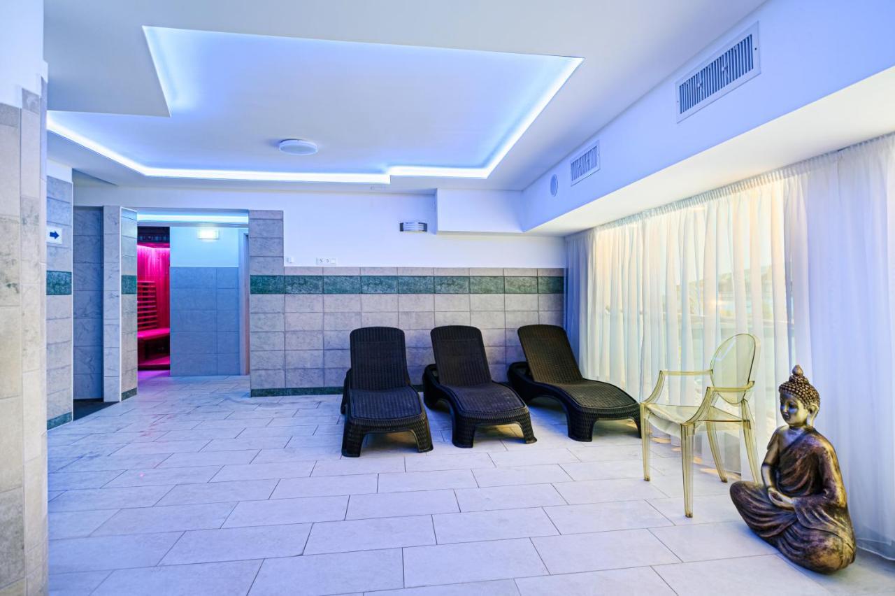 Holiday Club Apartman Hotel Hévíz Extérieur photo