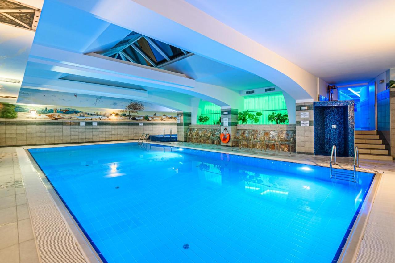 Holiday Club Apartman Hotel Hévíz Extérieur photo