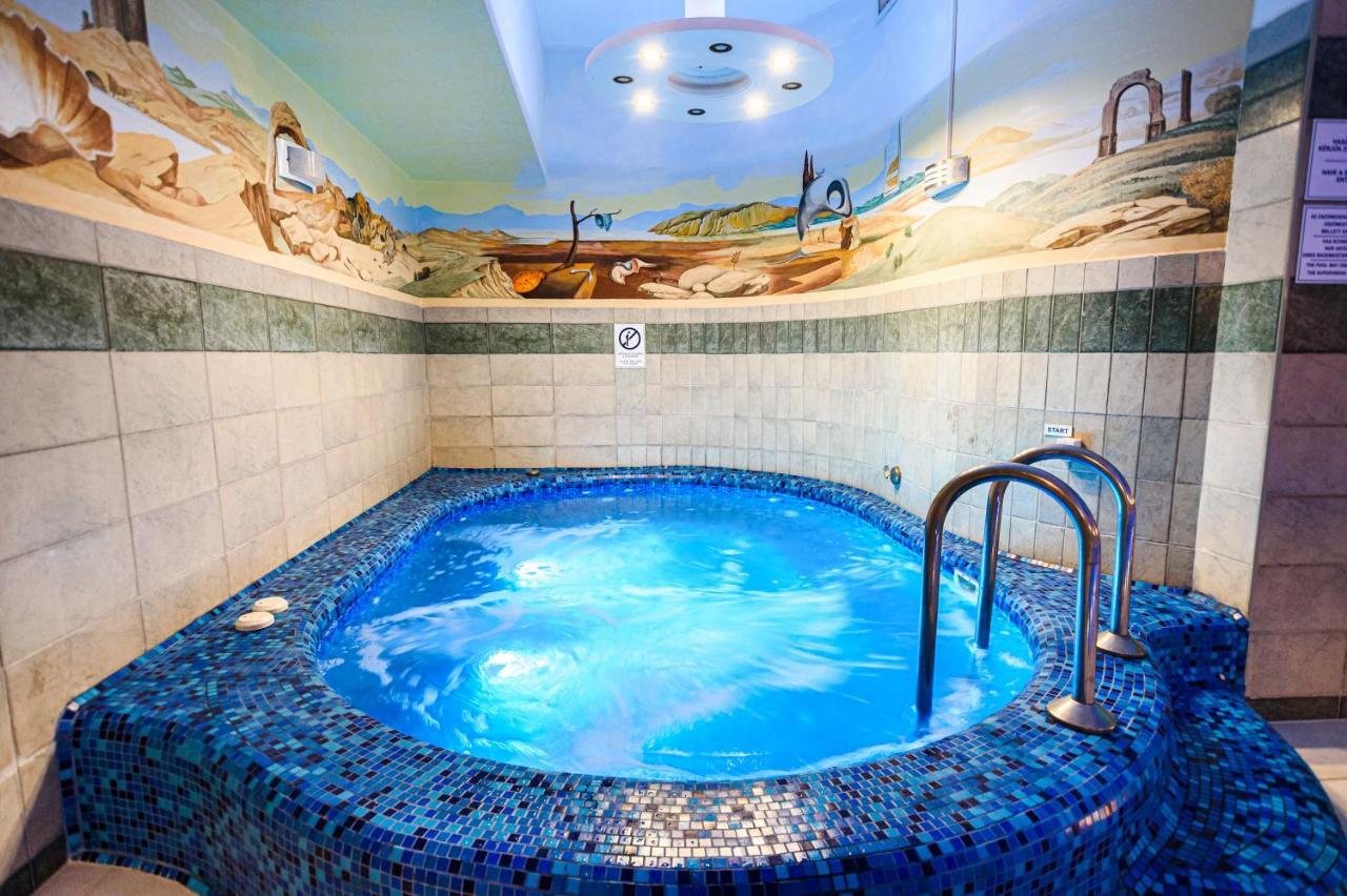 Holiday Club Apartman Hotel Hévíz Extérieur photo