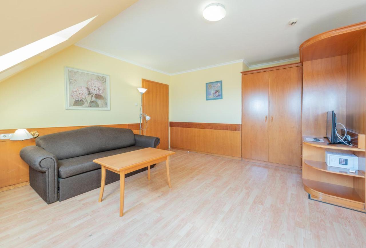 Holiday Club Apartman Hotel Hévíz Extérieur photo