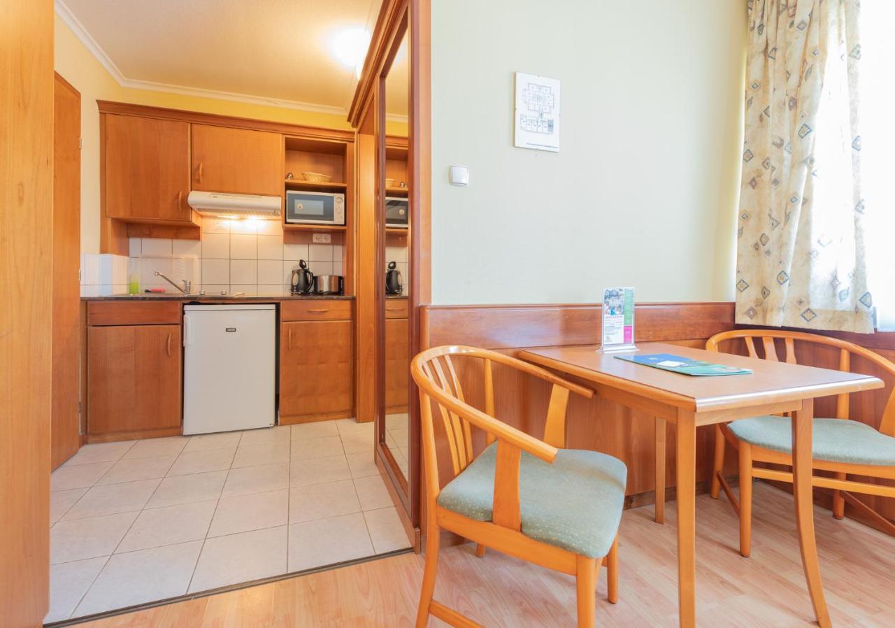 Holiday Club Apartman Hotel Hévíz Extérieur photo
